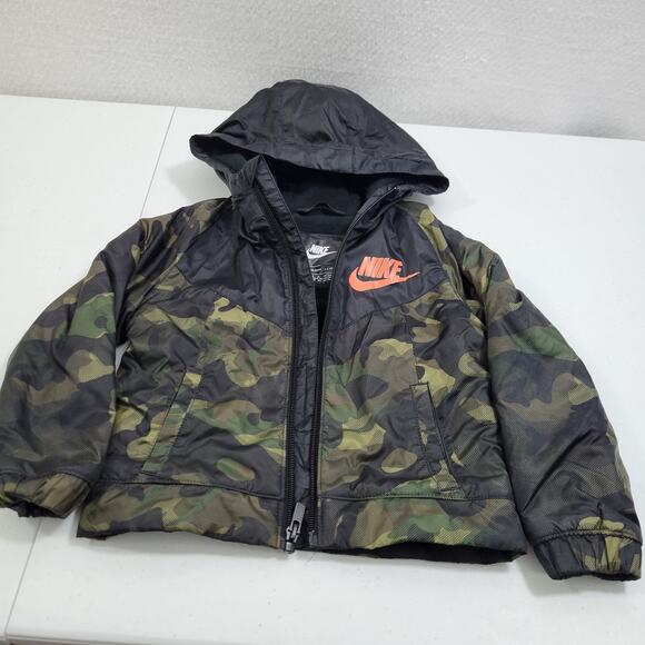 Nike Camouflage Toddler Lightweight Hooded Jacket Size 2T 51424-0789 - Picture 7 of 7